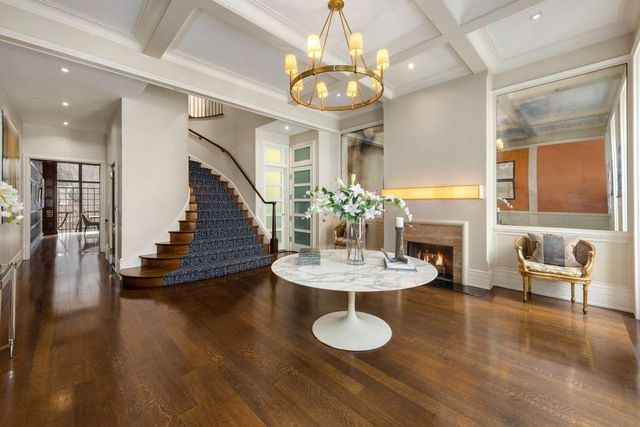 164 E 70th Street, New York City, NY 10021