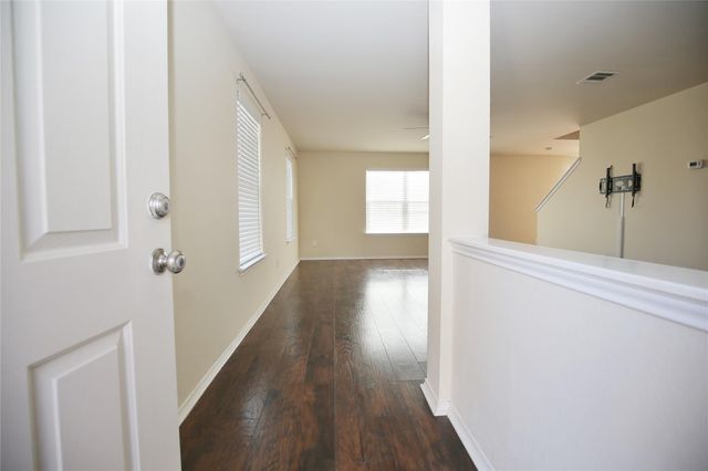 213 Rim Rock DR, Leander, TX 78641