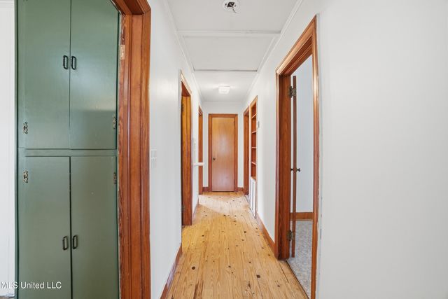 1501 Eatonville Road, Hattiesburg, MS 39401