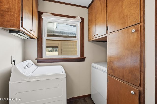 1501 Eatonville Road, Hattiesburg, MS 39401