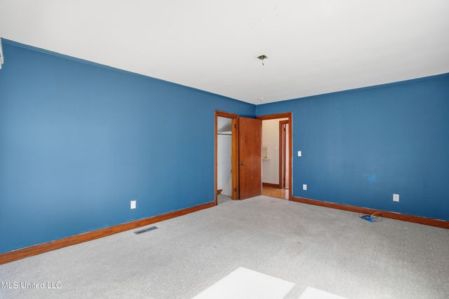 1501 Eatonville Road, Hattiesburg, MS 39401