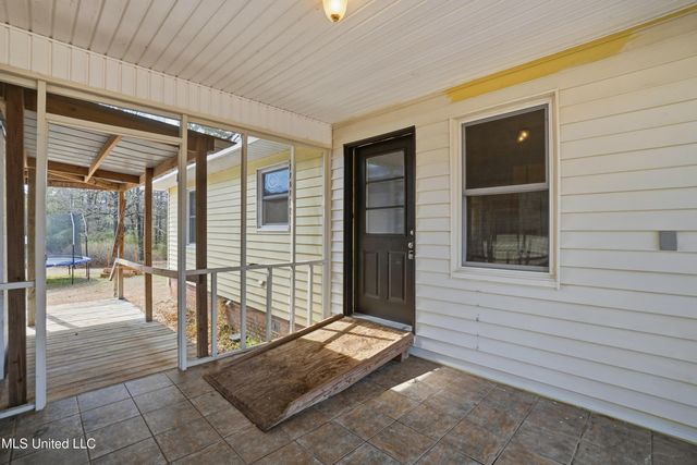 1501 Eatonville Road, Hattiesburg, MS 39401