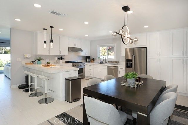 9429 El Valle, Fountain Valley, CA 92708