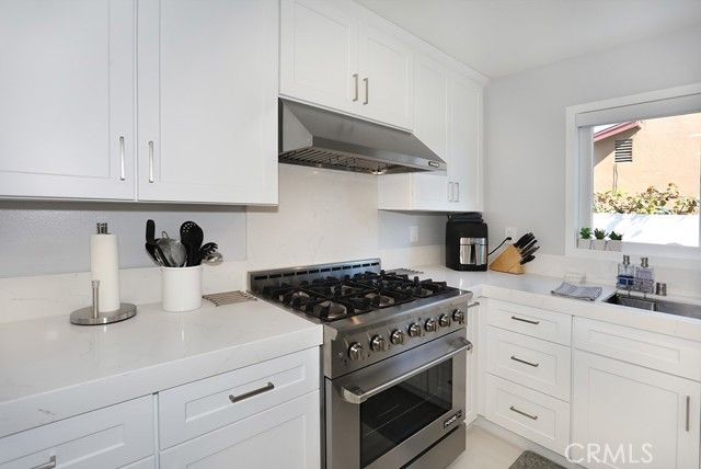 9429 El Valle, Fountain Valley, CA 92708