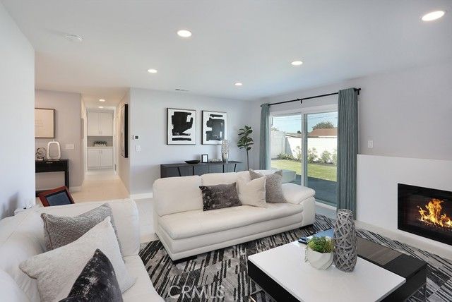 9429 El Valle, Fountain Valley, CA 92708