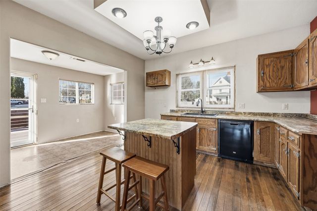 12 west Main Street, Central City, IA 52214