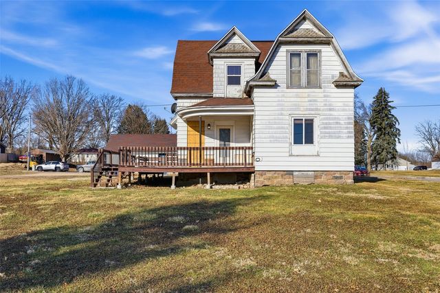 12 west Main Street, Central City, IA 52214