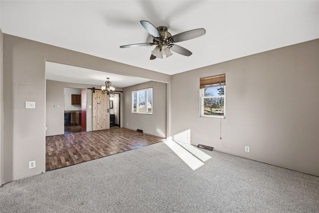 12 west Main Street, Central City, IA 52214