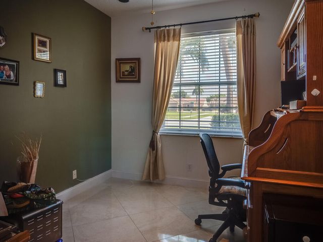 8471 Lake Cypress Road, Lake Worth, FL 33467