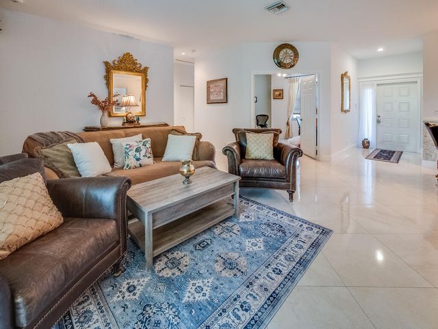 8471 Lake Cypress Road, Lake Worth, FL 33467