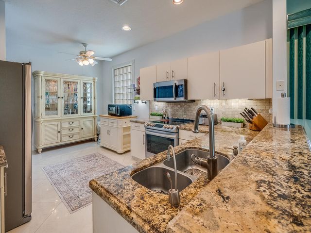 8471 Lake Cypress Road, Lake Worth, FL 33467