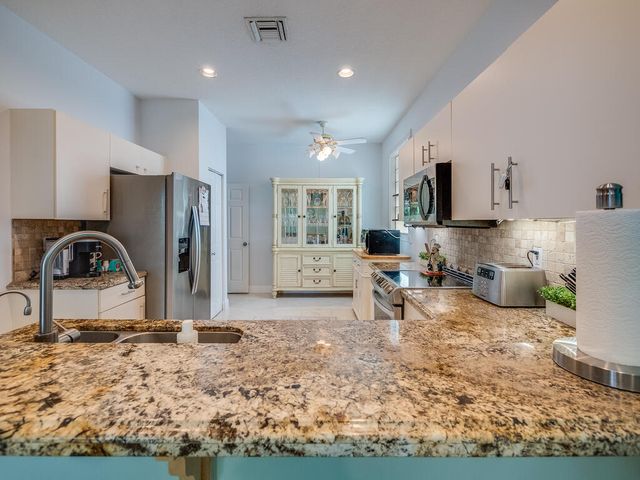 8471 Lake Cypress Road, Lake Worth, FL 33467