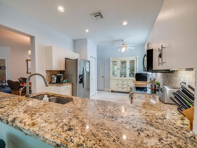 8471 Lake Cypress Road, Lake Worth, FL 33467
