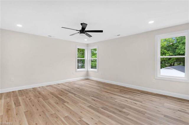 3630 Old Vineyard Road, Winston-salem, NC 27104