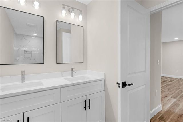 3630 Old Vineyard Road, Winston-salem, NC 27104