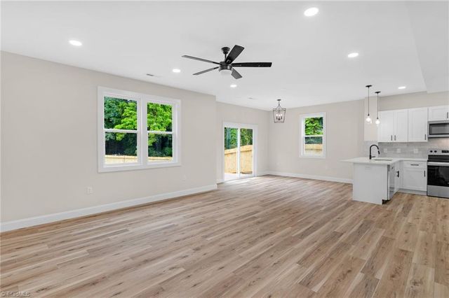 3630 Old Vineyard Road, Winston-salem, NC 27104