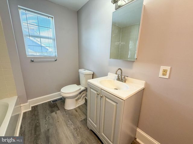 1810 MCCAY AVE, Upper Chichester, PA 19061