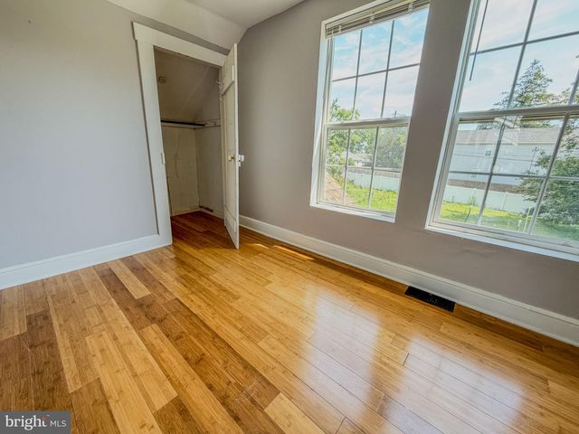 1810 MCCAY AVE, Upper Chichester, PA 19061
