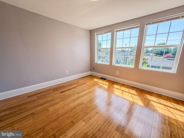 1810 MCCAY AVE, Upper Chichester, PA 19061