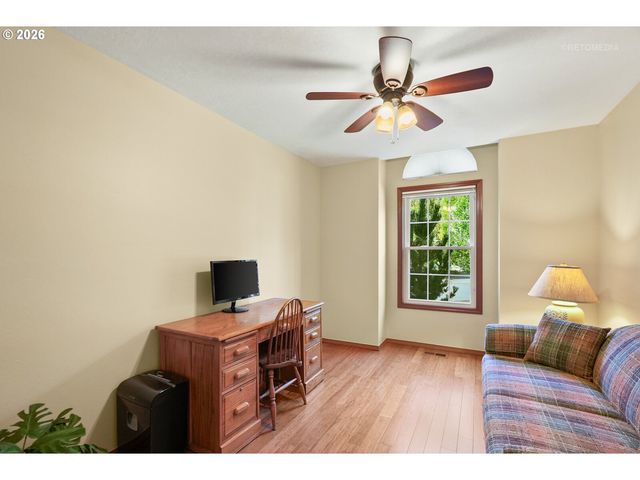 10580 Sw 135TH Ave, Beaverton, OR 97008