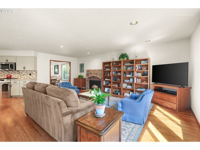 10580 Sw 135TH Ave, Beaverton, OR 97008