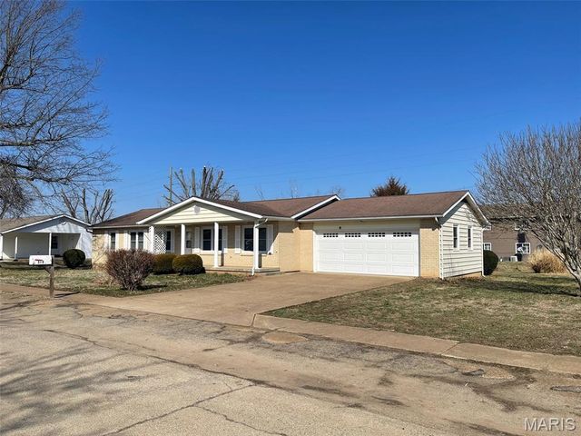 316 Sherlock Drive, Fredericktown, MO 63645