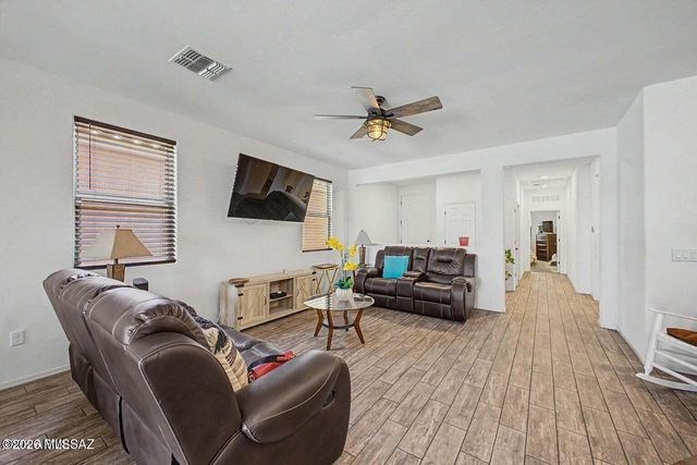 8544 W Osprey Lane, Tucson, AZ 85757