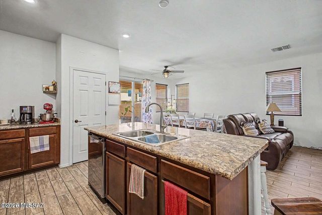 8544 W Osprey Lane, Tucson, AZ 85757