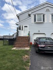 10 Holmes Street A, Carteret, NJ 07008