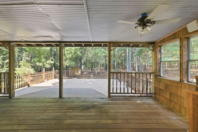 636 Highland St, Holliston, MA 01746