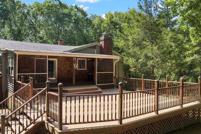 636 Highland St, Holliston, MA 01746