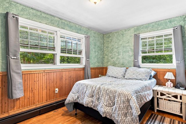 636 Highland St, Holliston, MA 01746