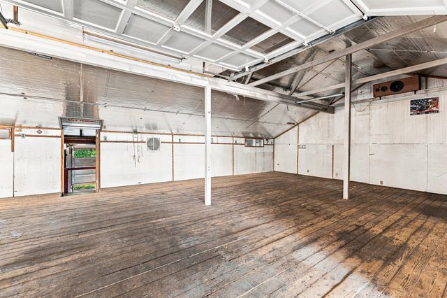 636 Highland St, Holliston, MA 01746