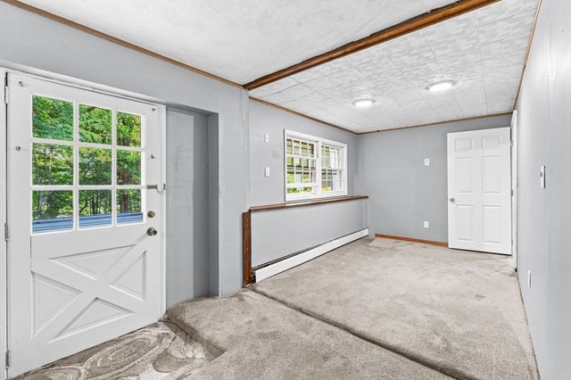 636 Highland St, Holliston, MA 01746