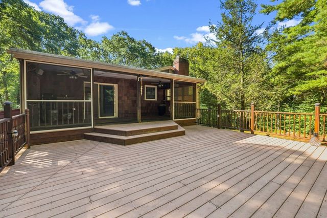 636 Highland St, Holliston, MA 01746
