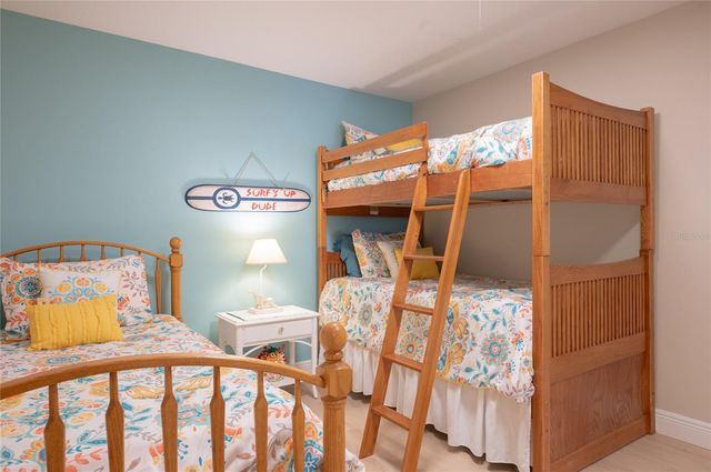 213 75TH STREET, Holmes Beach, FL 34217