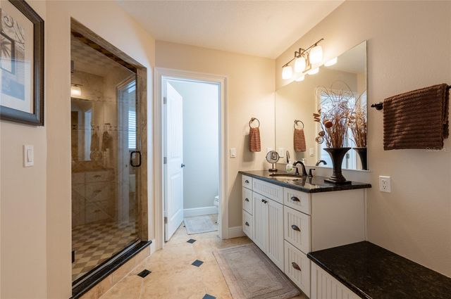 213 75TH STREET, Holmes Beach, FL 34217