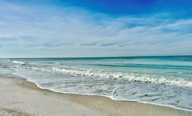 213 75TH STREET, Holmes Beach, FL 34217