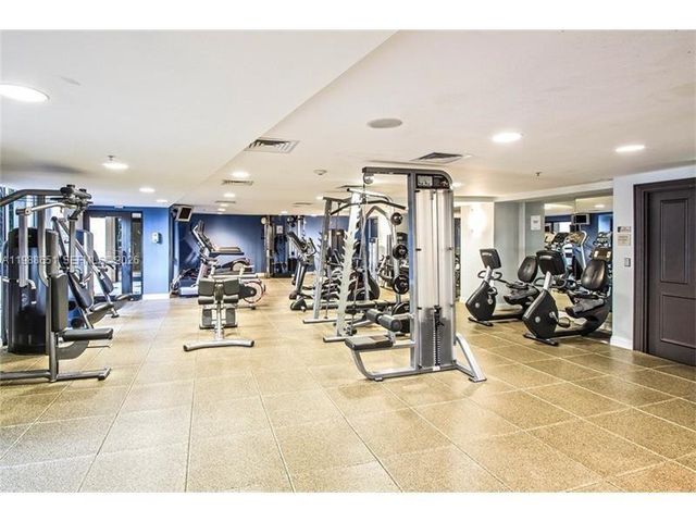 100 N Federal Hwy 825, Fort Lauderdale, FL 33301