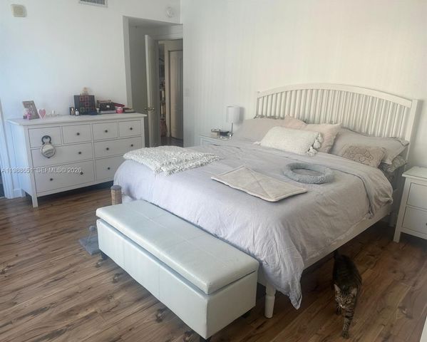 100 N Federal Hwy 825, Fort Lauderdale, FL 33301