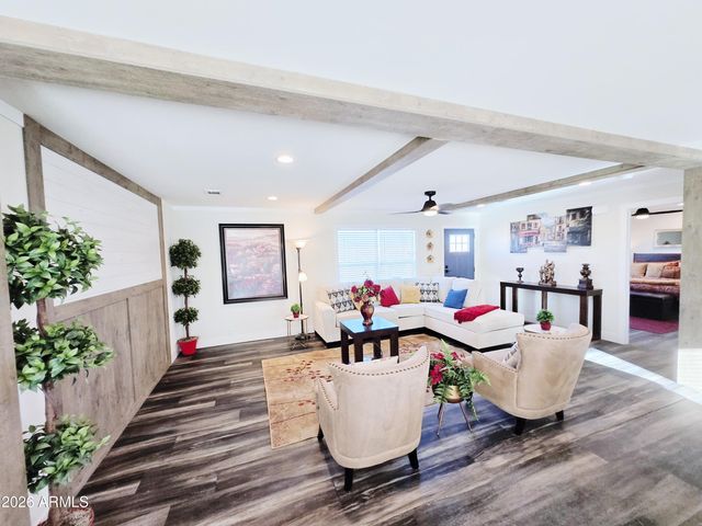 33013 W Cambridge Avenue, Tonopah, AZ 85354