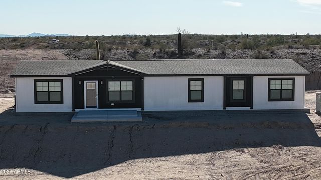 33013 W Cambridge Avenue, Tonopah, AZ 85354
