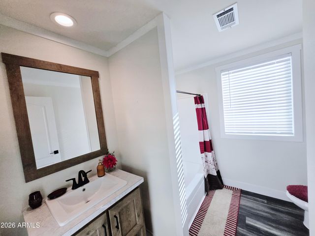 33013 W Cambridge Avenue, Tonopah, AZ 85354