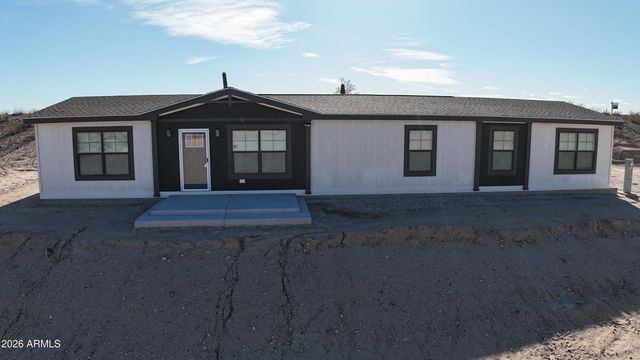 33013 W Cambridge Avenue, Tonopah, AZ 85354