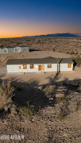 33013 W Cambridge Avenue, Tonopah, AZ 85354