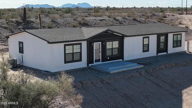 33013 W Cambridge Avenue, Tonopah, AZ 85354