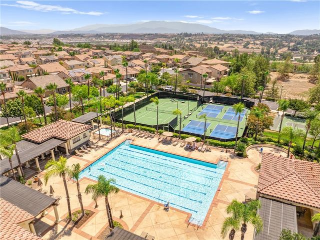 39041 New Meadow Drive, Temecula, CA 92591