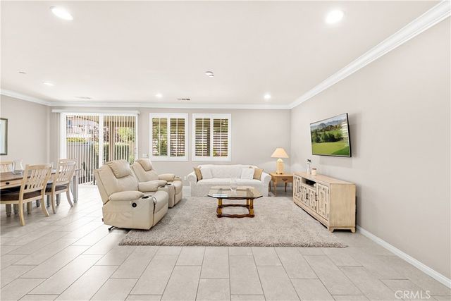 39041 New Meadow Drive, Temecula, CA 92591