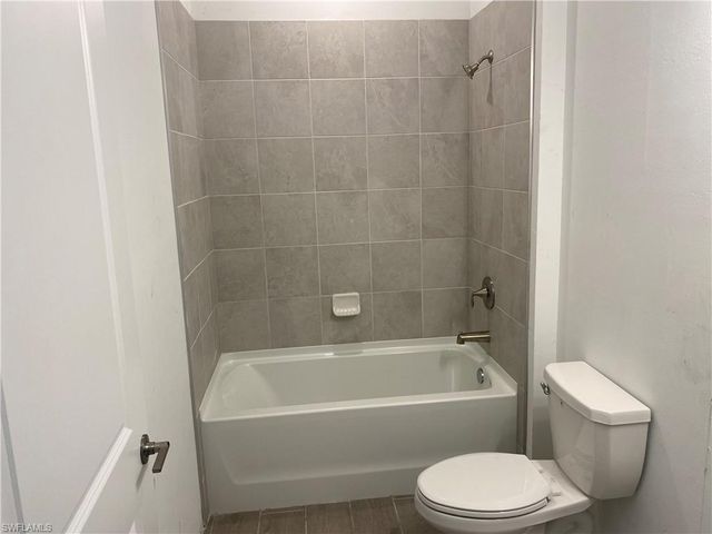 18222 Ridgeline DR, Estero, FL 33928