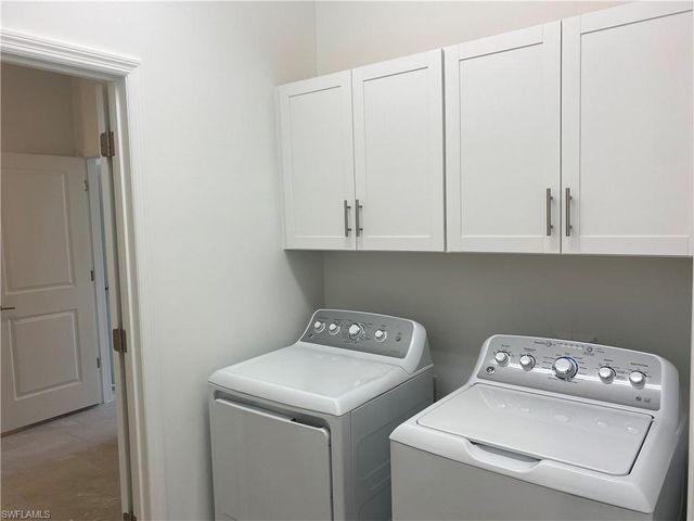 18222 Ridgeline DR, Estero, FL 33928